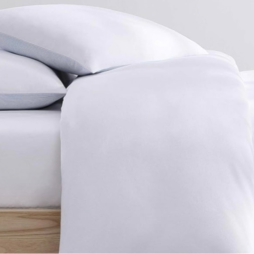Tommy Hilfiger Micro Pique Reversible Duvet Cover Set White - King - Picture 4 of 9